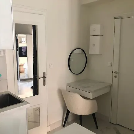 Studio Place Des Vosges *
