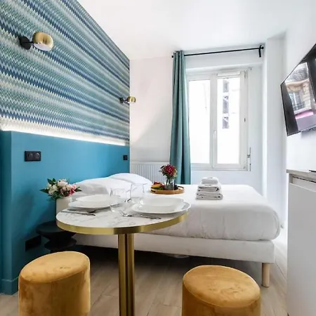 Apartment Cosy - Parc Des Expositions Tour Eiffel 1 *