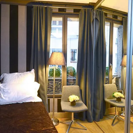 Apartment Tour Eiffel Paris