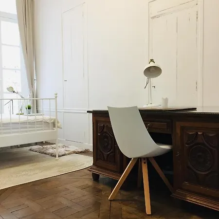 Apartment Marais Paris