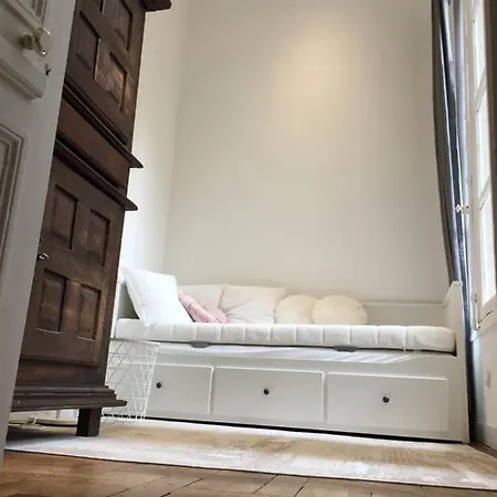 Marais Apartment