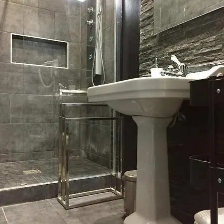 Apartment Marais