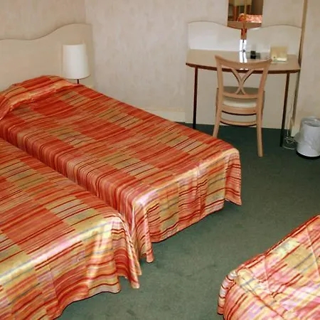Otel Eiffel Blomet Paris