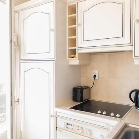 Elegant Apt For 2 Near The Montparnasse Tower