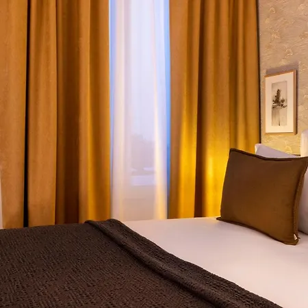 Beaumarchais Hotel