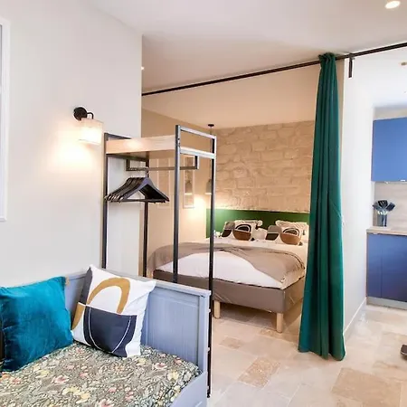 Cozy Historic Center & Montmartre Apartamento París