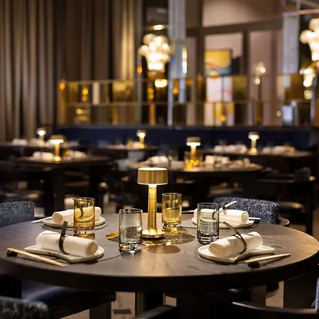 De Galles, A Luxury Collection Hotel, פריז