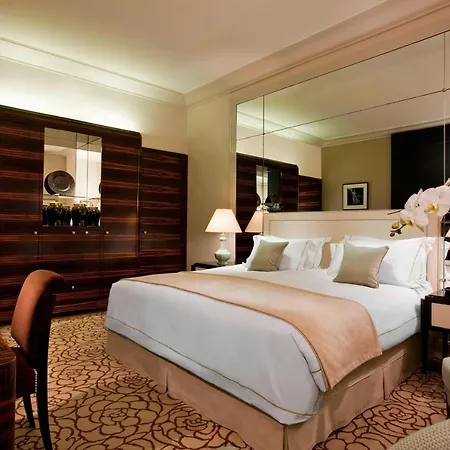 De Galles, A Luxury Collection Hotel, פריז