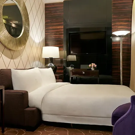 מלון De Galles, A Luxury Collection Hotel, 5*