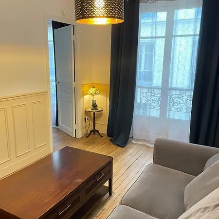 Joli Haussmannien 1900 Belle Epoque Apartment