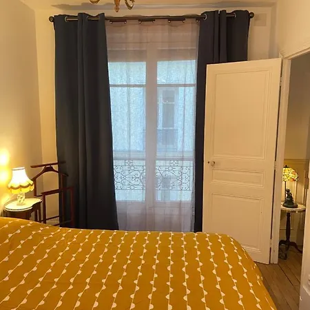 Joli Haussmannien 1900 Belle Epoque Apartment Paris