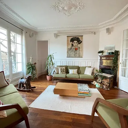 Apartment Design Family In