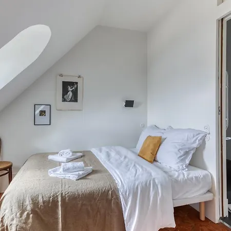 Apartment Cocoon With View In The Heart Of 09