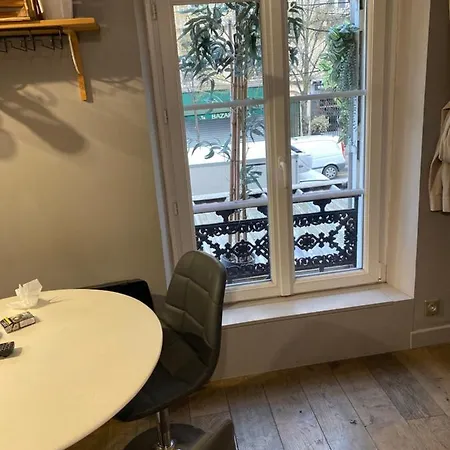 Studio Canal Saint Martin Appartamento