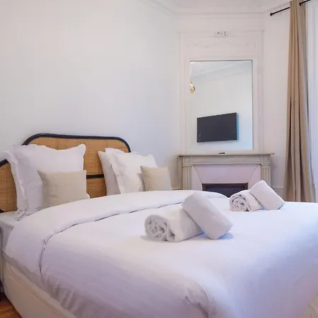 Aparthotel Mbm - Eiffel Tower View *