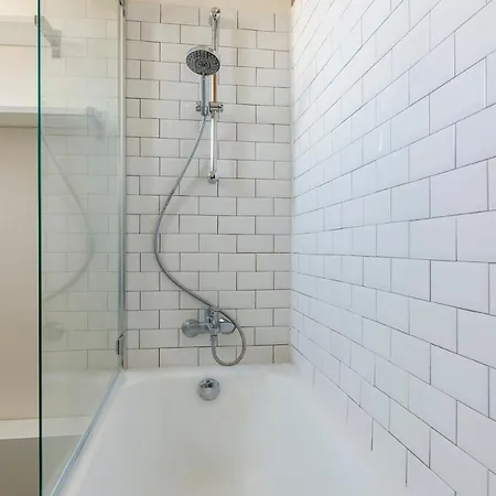 Courcelles Design Duplex Apartment Paris