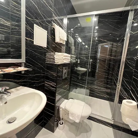 Hotell Hipotel Printania Maraichers Paris