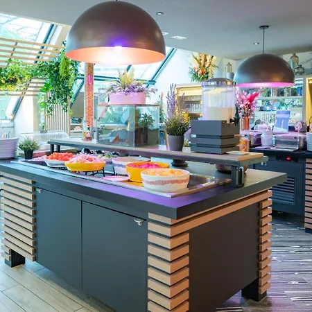 Отель Novotel Centre Bercy Париж