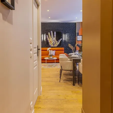 Spacious - 4br-10p - Center شقة