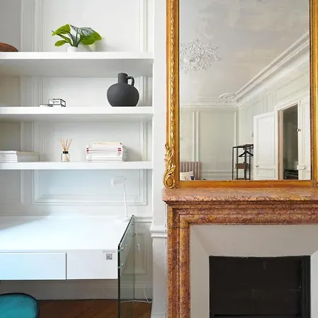 Studio Quartier Champs Elysees 1 Apartment Paris