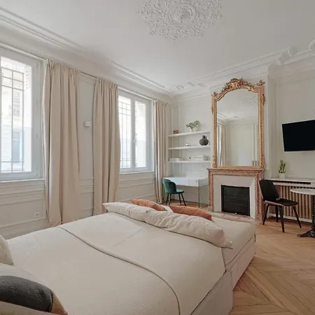 Studio Quartier Champs Elysees 1 * Paris