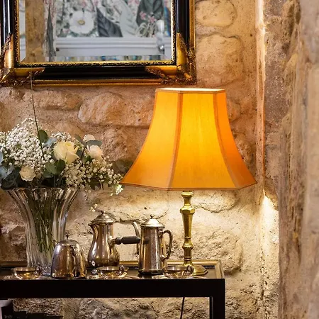 Relais Du Vieux 4* Paryż