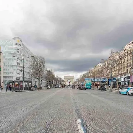 Luxury Champs Elysees Apartment