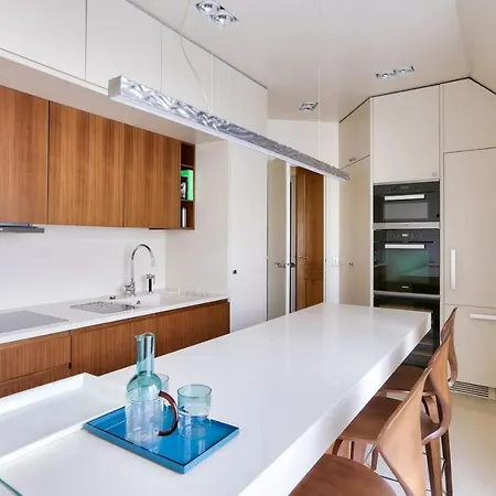 Superb Penthouse Apartment