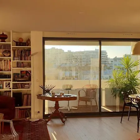 Apartment Quiet And Bright With Large Terrace Paris