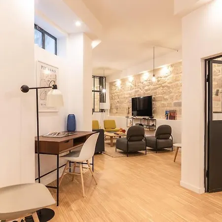Apartment Design Architect Loft For 10 Guests Near Metro
