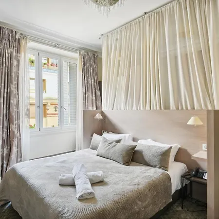 Le Singulier 3* Paris