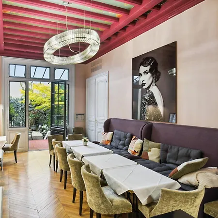Hotel Le Singulier Paris