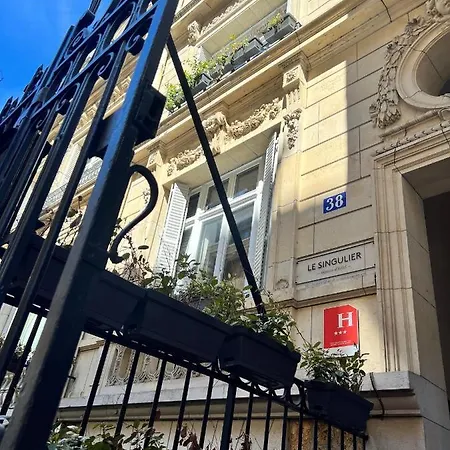 Le Singulier 3* Paris