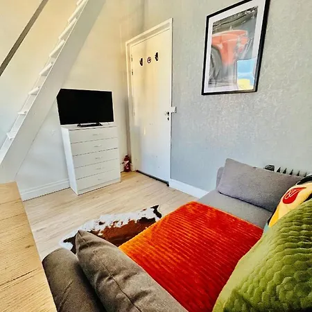 Parc Buttes Chaumont - Studio Mezzanine *