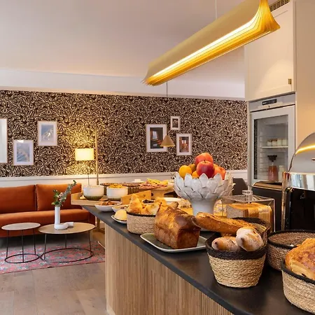 Beaumarchais 4*