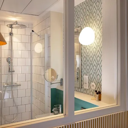 Beaumarchais Hotel