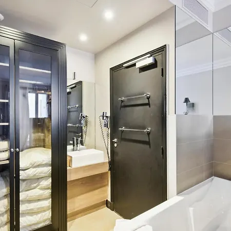 Hotel Le Singulier Paris