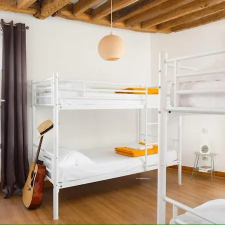 Le Village Montmartre By Hiphophostels Auberge de jeunesse Paris