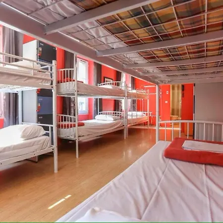 Auberge de jeunesse Le Village Montmartre By Hiphophostels *