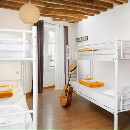 Auberge de jeunesse Le Village Montmartre By Hiphophostels *