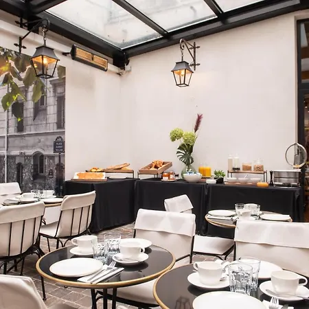Mom'art Hotel Parigi