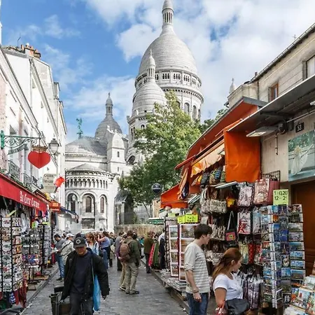 Sacre Petit In The Coeur Of Montmartre *