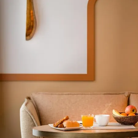 Le Monna Lisa By Inwood 4* Paris