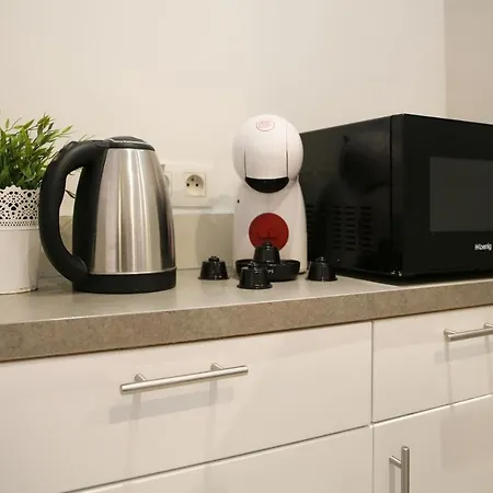 Appartamento Rdc - Moderne Et Elegant A 5 *