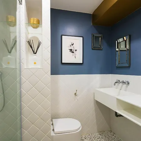 Chatelet - Louvre Apartment Paris