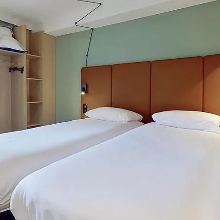 Hotel Ibis Brancion Parc Des Expositions 15eme