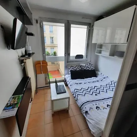 Appartement Studio 9m2 Tour Eiffel A Pied ! *