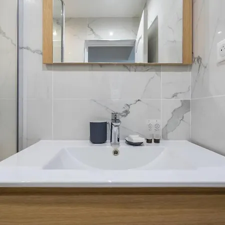 Grand Boulevard 12 : Cosy 1br- 4p Apartment