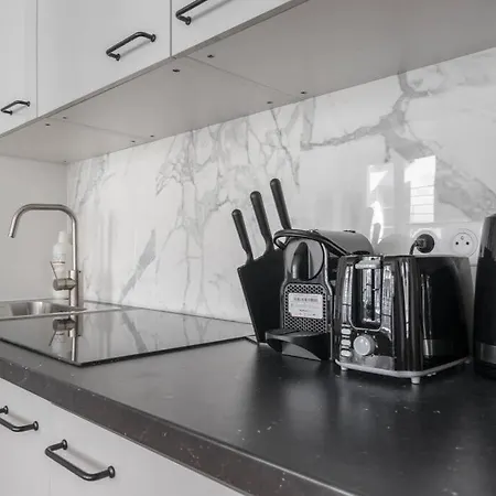 Grand Boulevard 12 : Cosy 1br- 4p Apartment *