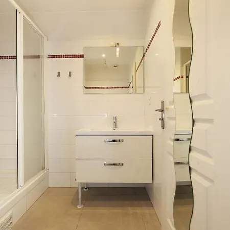 Buffon Rdc - Spacieux - 4p - 5 Appartement